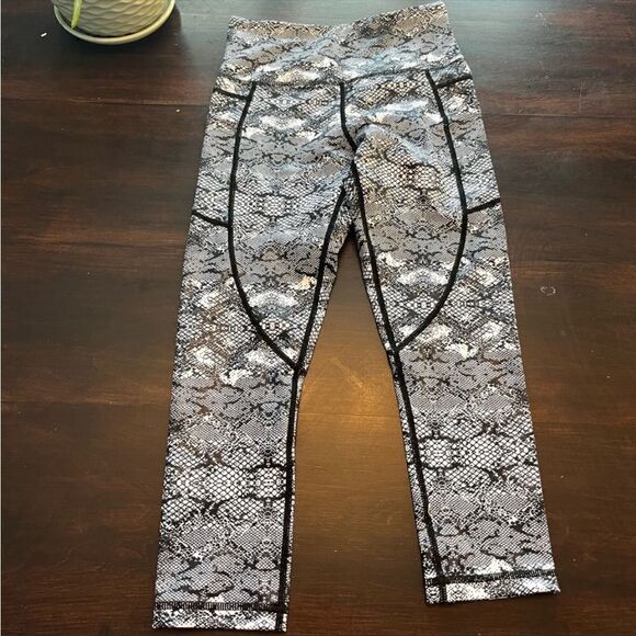 Zyia lite and tight  - Picture 1 of 5